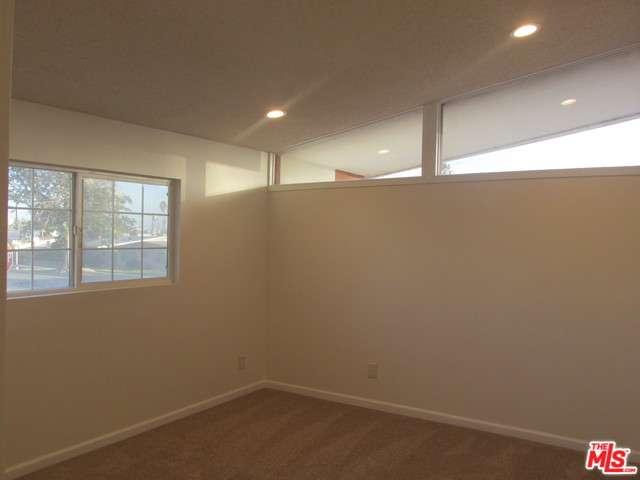 819 West 124TH Street, Los Angeles , CA 90044