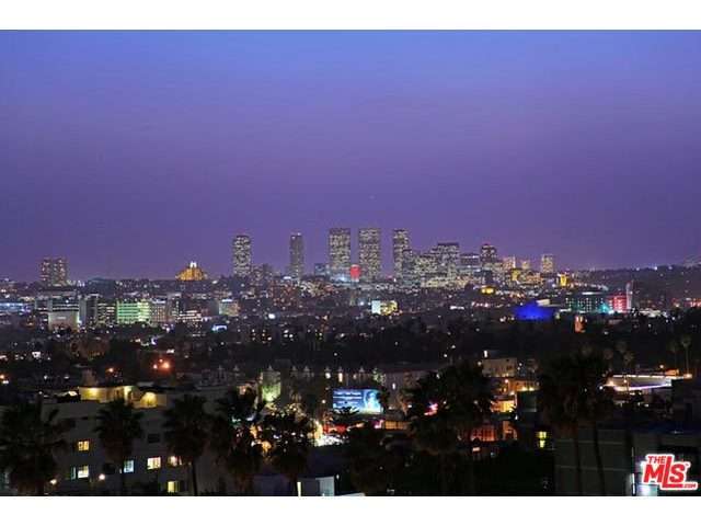7135 Hollywood, Los Angeles, United States 90046