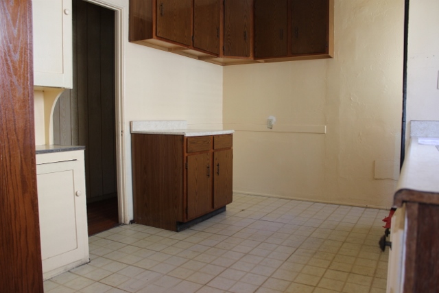 1423-1425 W 65th StLos Angeles, CA, 90047Los Angeles County