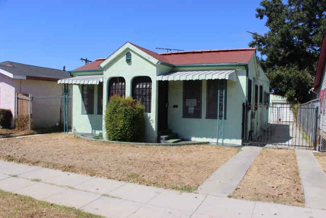 1423-1425 W 65th StLos Angeles, CA, 90047Los Angeles County