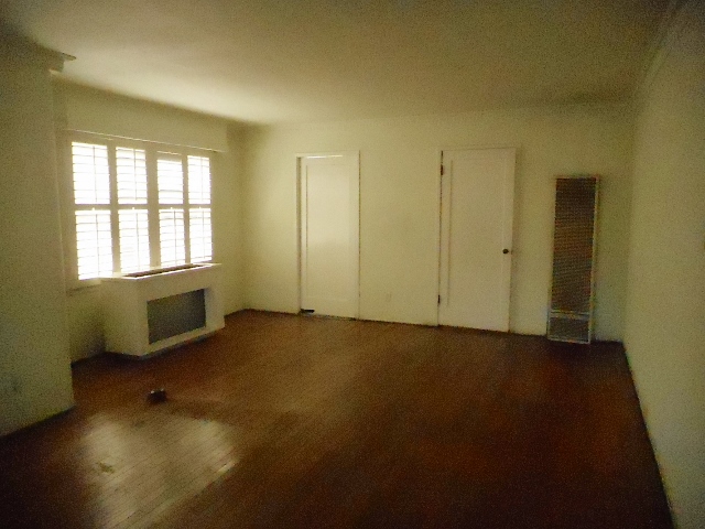 12913 Mckinley AvenueLos Angeles, CA, 90059Los Angeles County