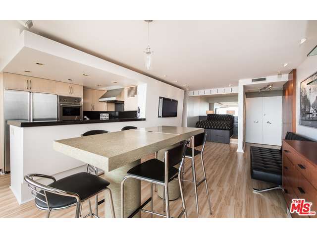 8787 Shoreham Dr, West Hollywood, United States 90069