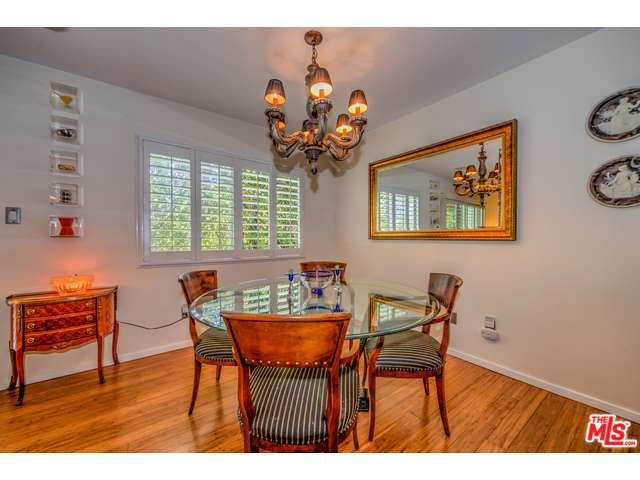 1045 North KINGS Road, West Hollywood, CA 90069