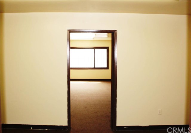 102 N Poinsettia Avenue, Compton, CA 90220