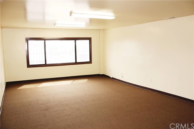 102 N Poinsettia Avenue, Compton, CA 90220