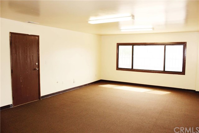 102 N Poinsettia Avenue, Compton, CA 90220