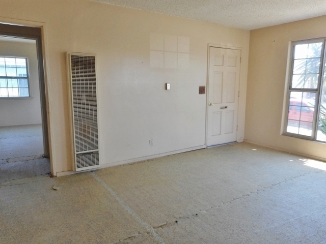 2119 N Anzac AvCompton, CA, 90222Los Angeles County