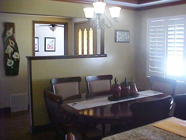 10567 Brierbush Avenue, Downey, United States 90240