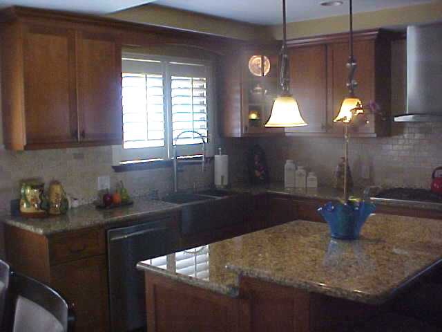 10567 Brierbush Avenue, Downey, United States 90240