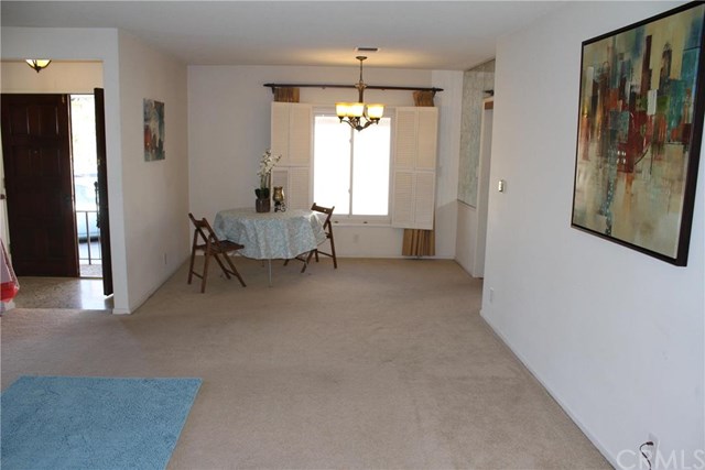 8548 Parrot Avenue, Downey, CA 90240