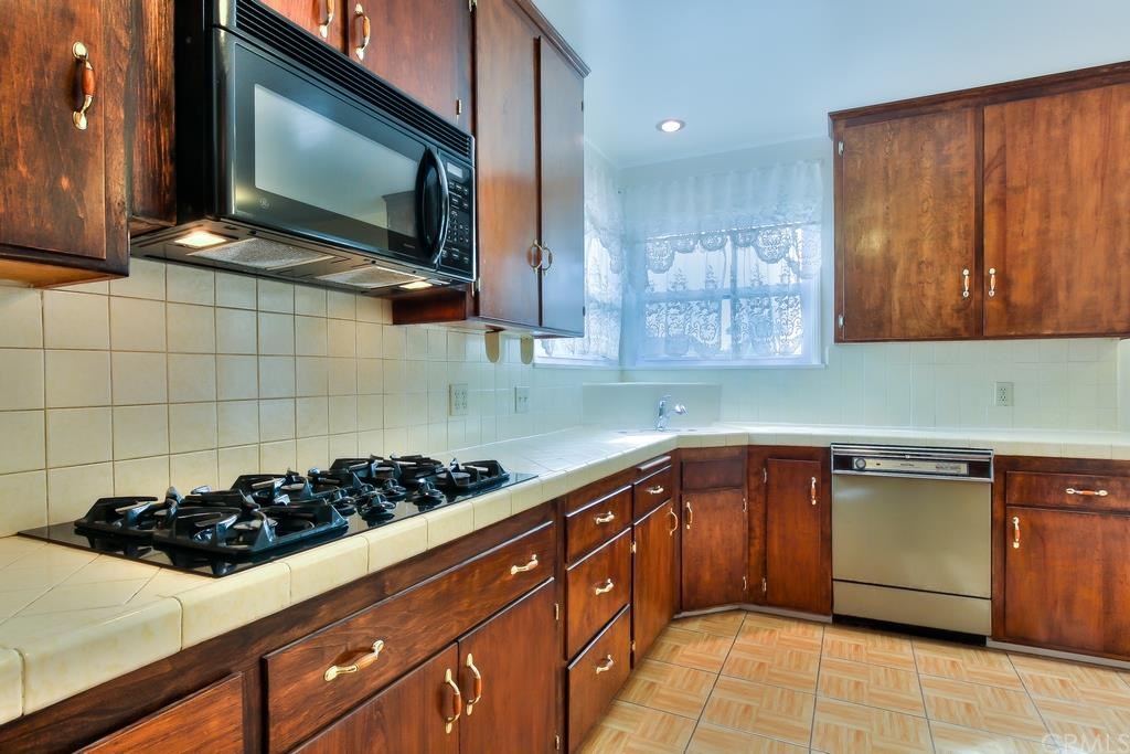 7629 Suva Street, Downey, CA 90240