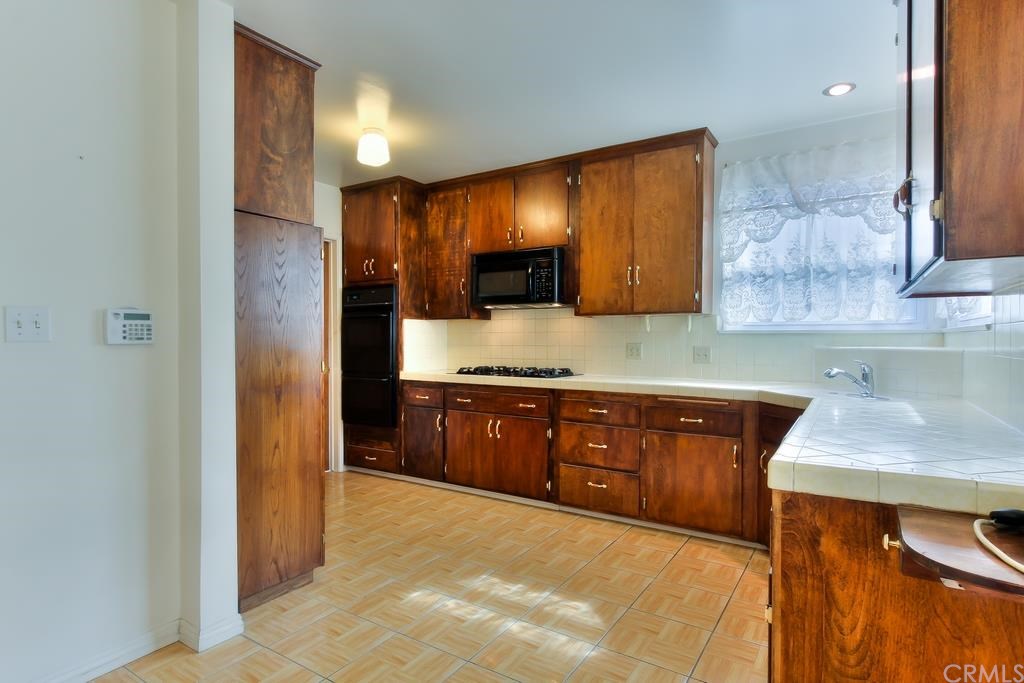 7629 Suva Street, Downey, CA 90240