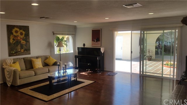 11519 Samoline Avenue, Downey, CA 90241