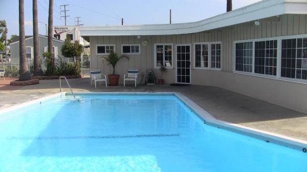 Gardena Villas 16949 Western Ave., Space 32Gardena, CA 90247