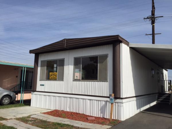 Royal Western Mobile Home Park 17705 S. Western #5Gardena, CA 90248