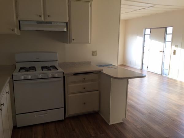 Royal Western Mobile Home Park 17705 S. Western #5Gardena, CA 90248