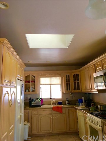 2040 West 144th Street, Gardena, CA 90249