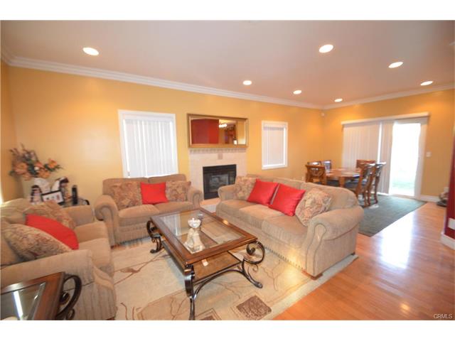 12120 S La Cienega Blvd, Hawthorne, United States 90250