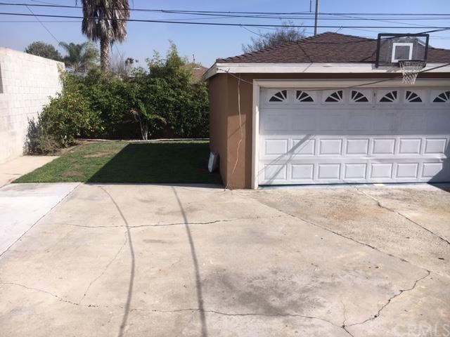 11716 Gale Avenue, Hawthorne, CA 90250