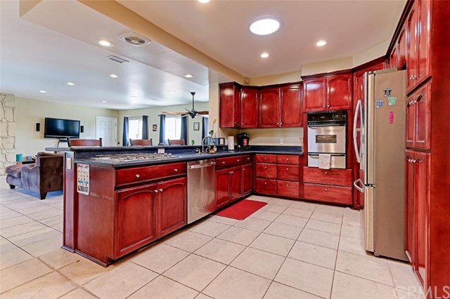 15611 Prairie Avenue, Lawndale, CA 90260