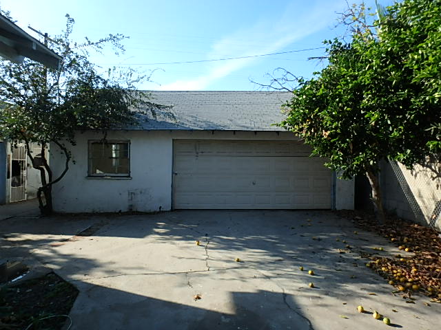 11107 & 11107 1/2 Virginia AveLynwood, CA, 90262Los Angeles County