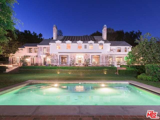 1141 Maroney Ln