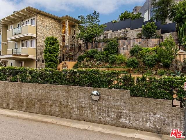 1141 Maroney Ln