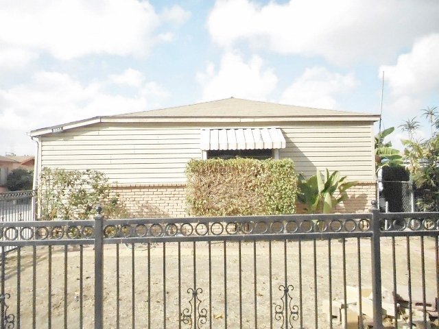 8931 Mcnerney AveSouth Gate, CA, 90280Los Angeles County
