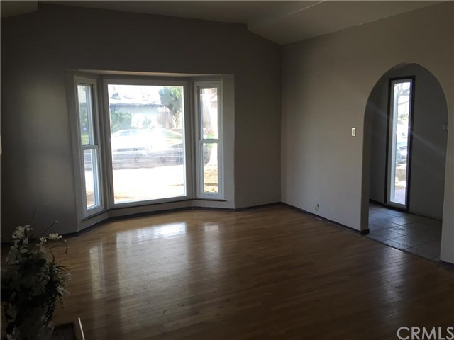 8701 South 7th Avenue, Inglewood, CA 90305