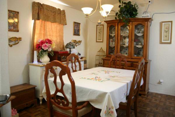 Knolls Manor 24200 Walnut St #28Torrance, CA 90501