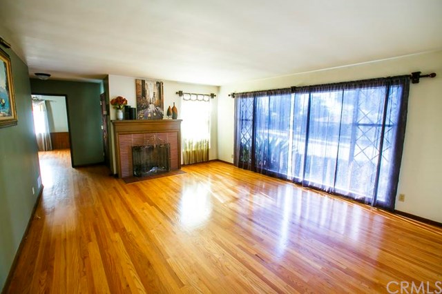 10517 Beverly Boulevard, Whittier, CA 90601
