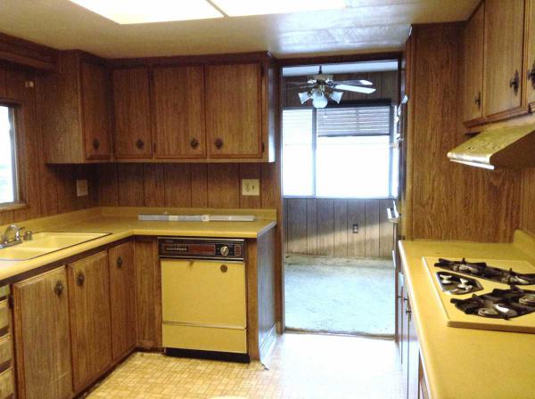 Whittier Mobile Country Club10550 Dunlap Crossing Rd #16Whittier, CA 90606