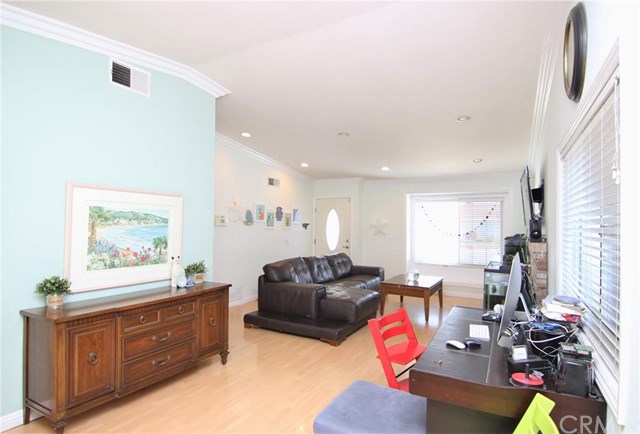 7341 Redwood Circle, La Palma, United States 90623