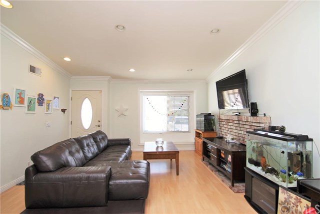 7341 Redwood Circle, La Palma, United States 90623