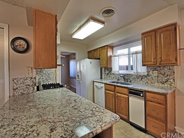 10471 Christopher Street, Cypress, CA 90630