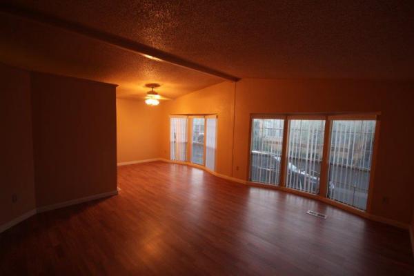 Lincoln Center MHP 9080 Bloomfield, #85Cypress, CA 90630