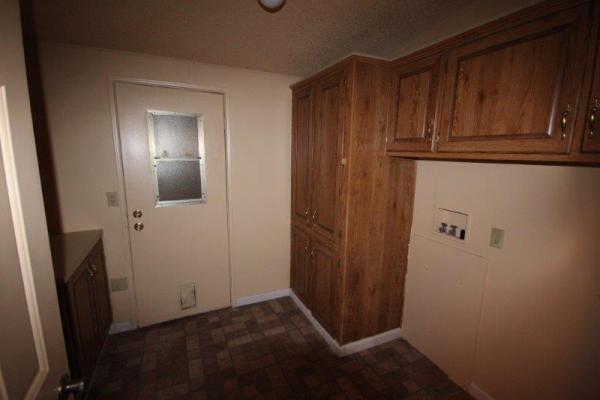 Lincoln Center MHP 9080 Bloomfield, #85Cypress, CA 90630