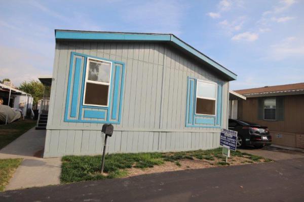 Lincoln Center MHP 9080 Bloomfield, #32Cypress, CA 90630