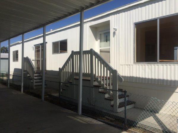 Lincoln Center MHP 9080 Bloomfield, #216Cypress, CA 90630