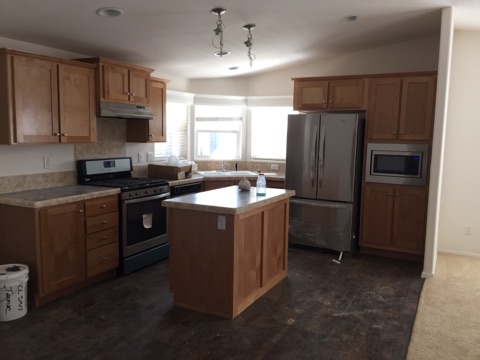 Bloomfield Mobile Home Community22221 Bloomfield Ave. #22Cypress, CA 90630