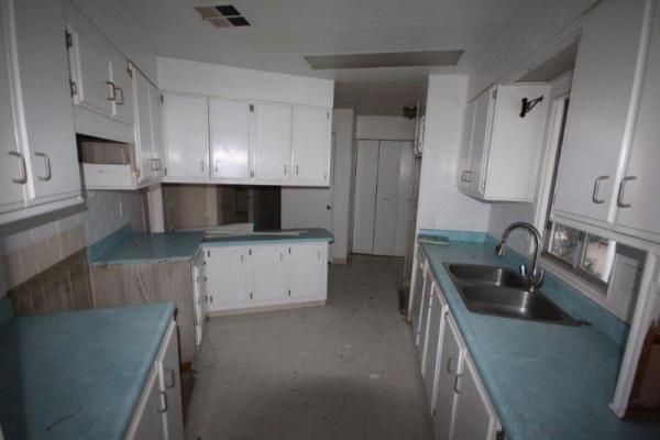 Lincoln Center MHP 9080 Bloomfield, 300Cypress, CA 90630
