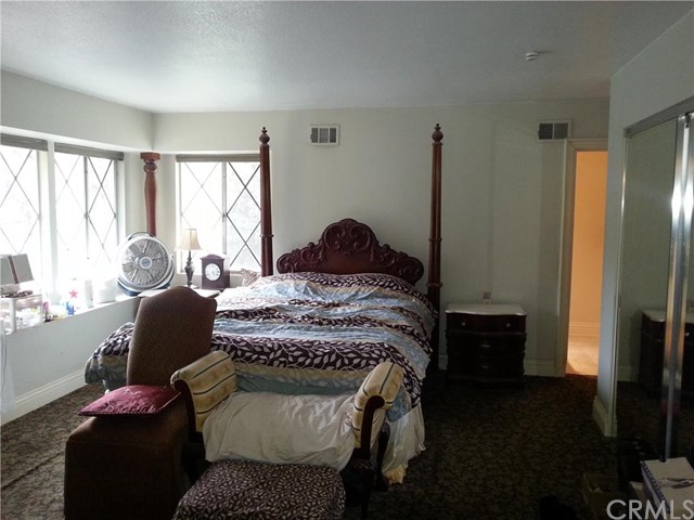 928 West Road, La Habra Heights, CA 90631