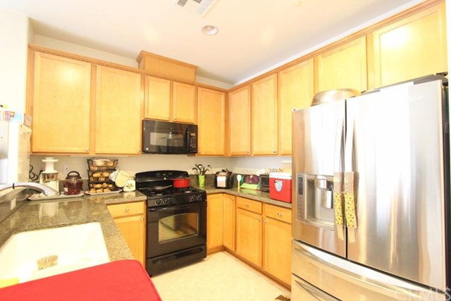 10403 Cherrylaurel Court, Santa Fe Springs, United States 90670