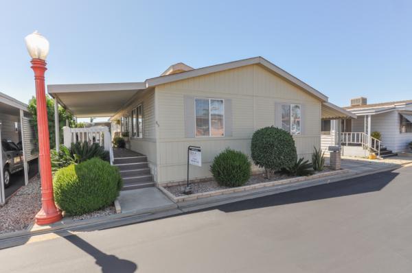 La Lampara Mobile Home Club7271 Katella Ave #85Stanton, CA 90680