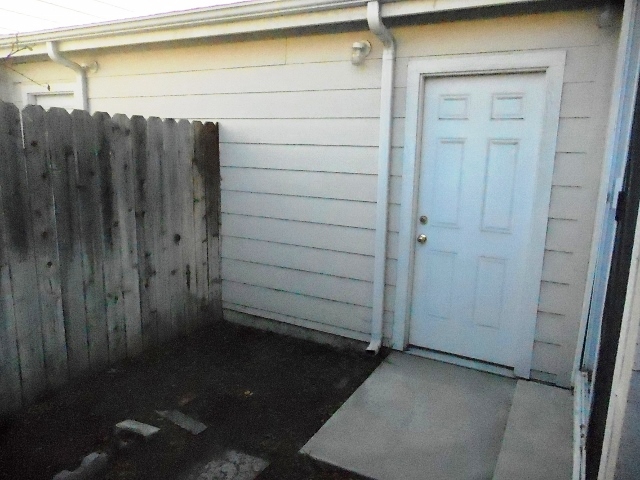 9921 Flora Vista St #14Bellflower, CA, 90706Los Angeles County