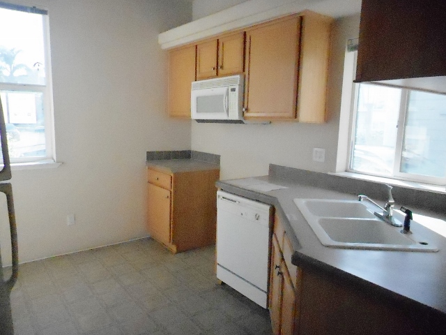 9921 Flora Vista St #14Bellflower, CA, 90706Los Angeles County