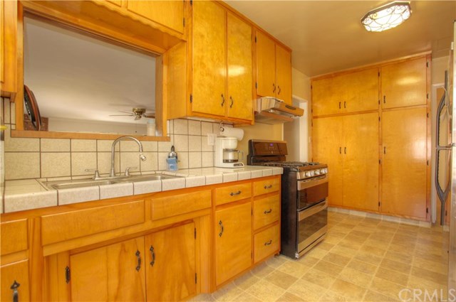 2522 Deerford Street, Lakewood, CA 90712