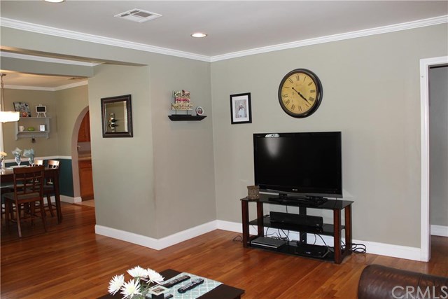 4142Los Coyotes Diagonal, Lakewood, United States 90713