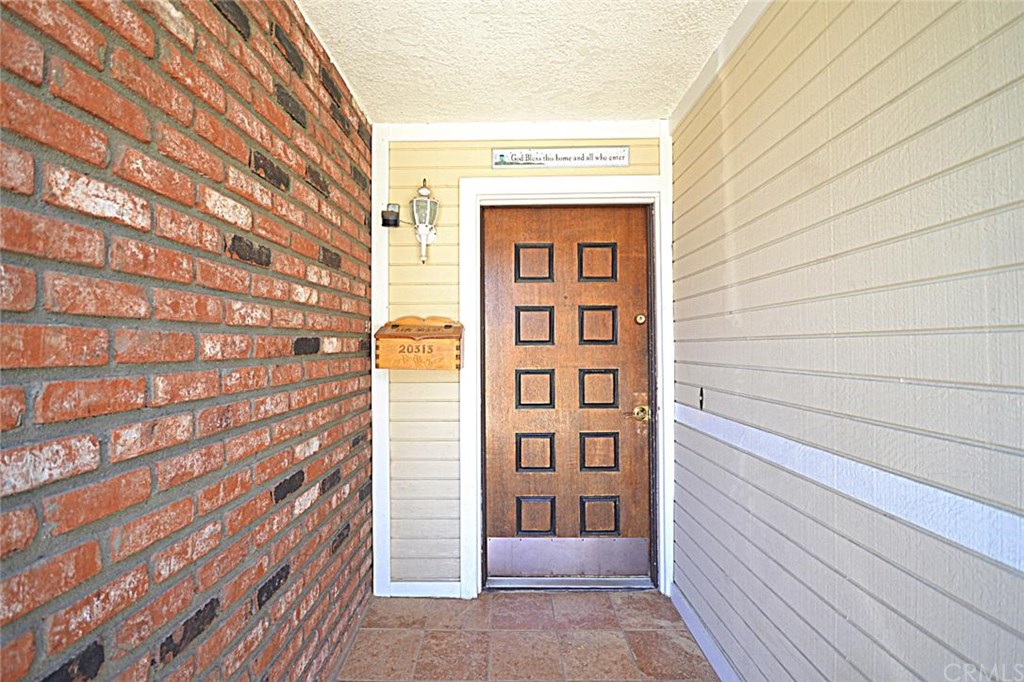 20313 Wardham Avenue, Lakewood, United States 90715