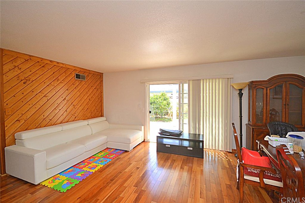 20313 Wardham Avenue, Lakewood, United States 90715